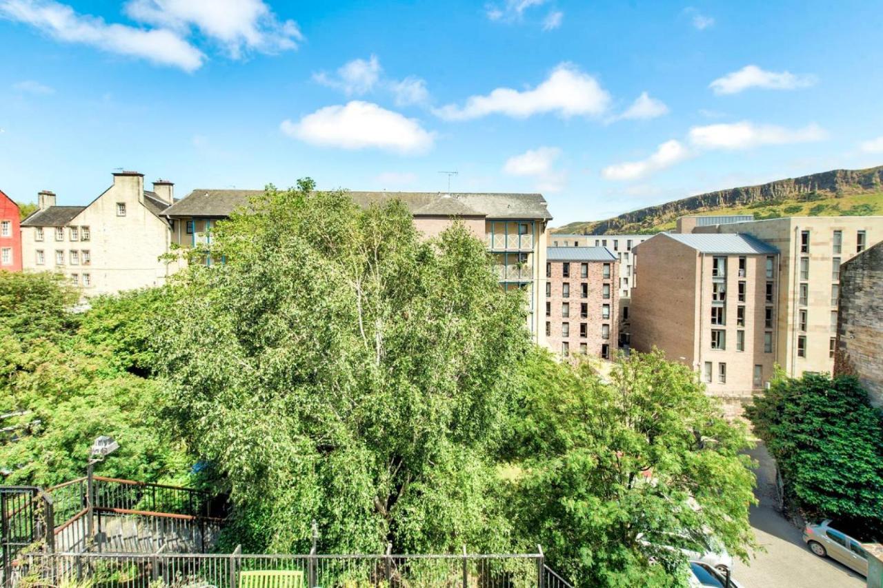 Joivy Famous St Mary'S Street Old Town Apartment Edimburgo Exterior foto